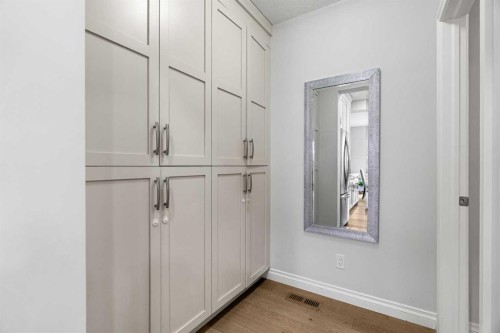 107 Masters Way Se, Calgary, AB 
