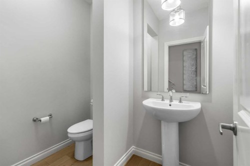 107 Masters Way Se, Calgary, AB 