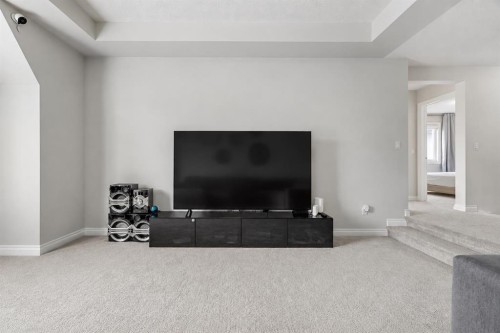 107 Masters Way Se, Calgary, AB 