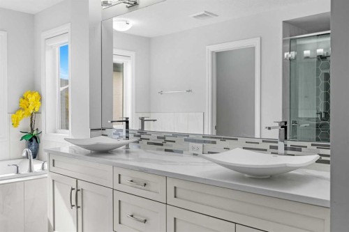 107 Masters Way Se, Calgary, AB 