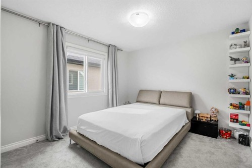 107 Masters Way Se, Calgary, AB 
