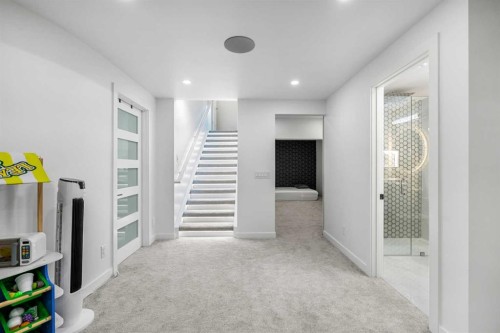 107 Masters Way Se, Calgary, AB 