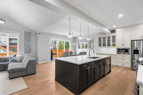 107 Masters Way Se, Calgary, AB 
