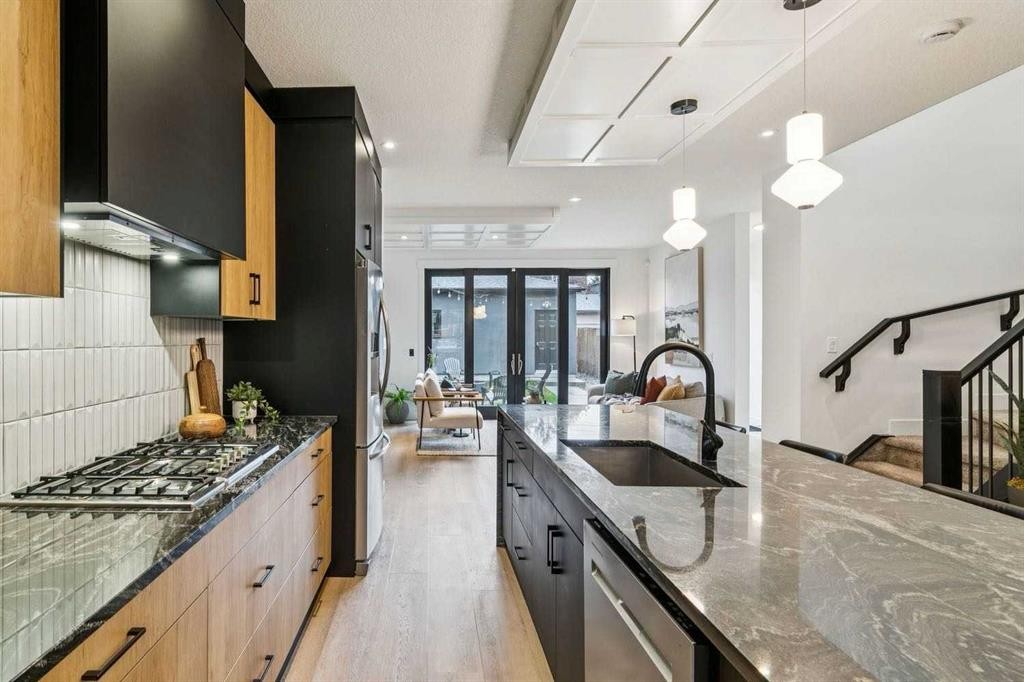 406 33 Avenue Nw, Calgary, AB