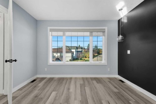 187 Covington Close Ne, Calgary, AB 
