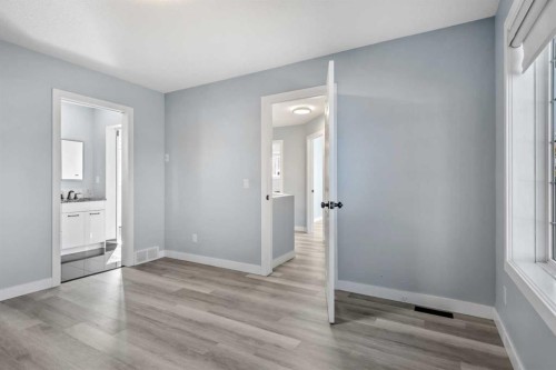 187 Covington Close Ne, Calgary, AB 