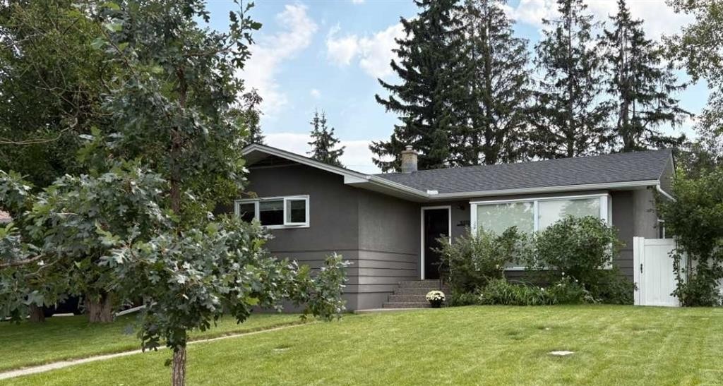5327 17 Avenue Sw, Calgary, AB