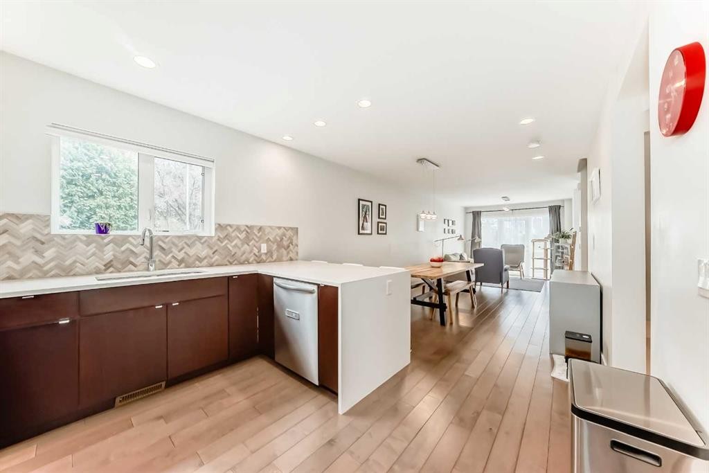 67 30 Avenue Sw, Calgary, AB