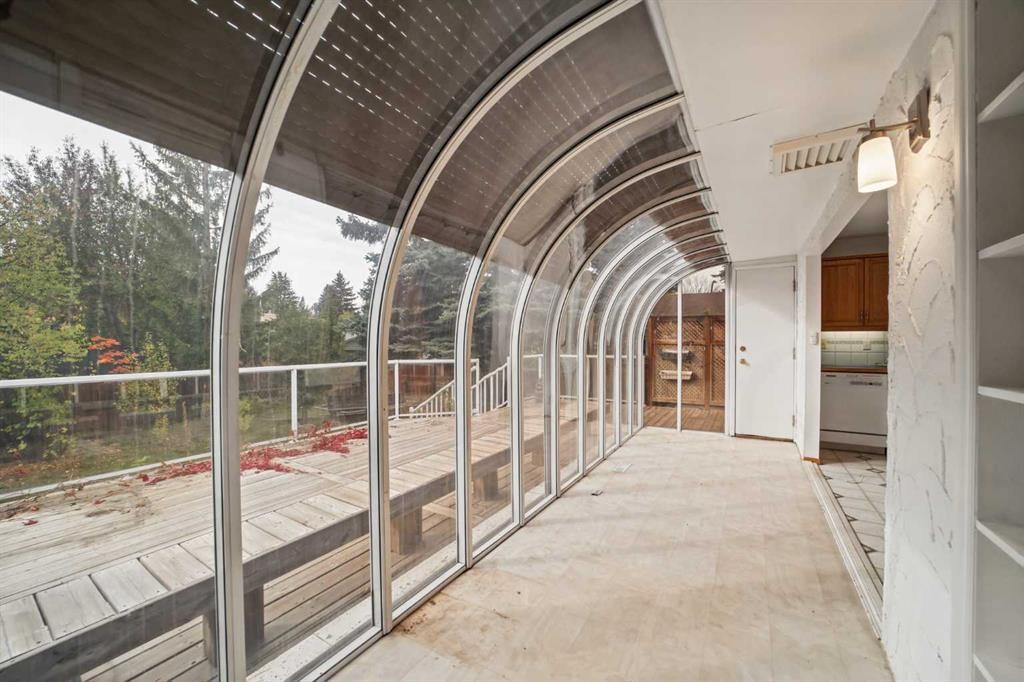 60 Silverview Way Nw, Calgary, AB
