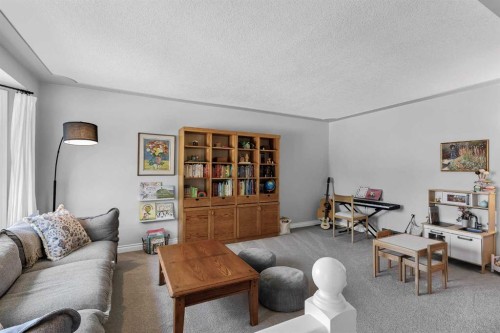 73 Sunhaven Close Se, Calgary, AB 