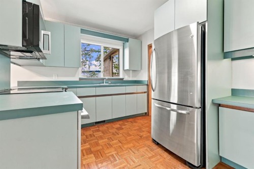 203 42 Avenue Sw, Calgary, AB 
