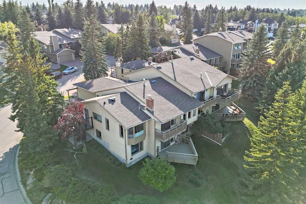 637 Stratton Terrace Sw, Calgary, AB