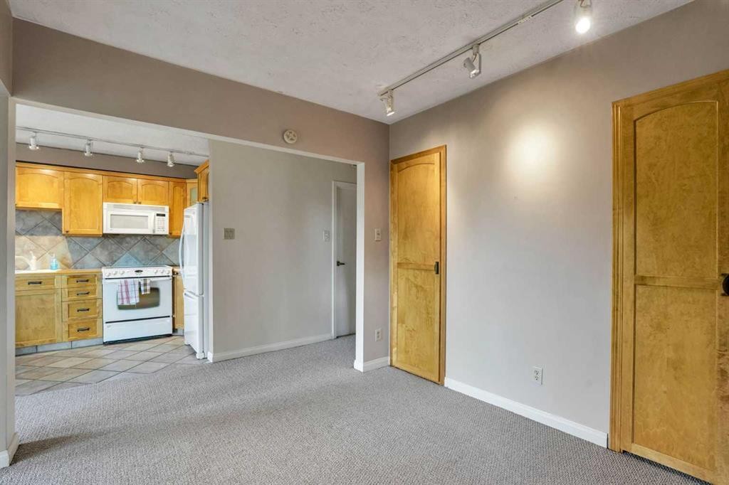 103-520 Cedar Crescent Sw, Calgary, AB