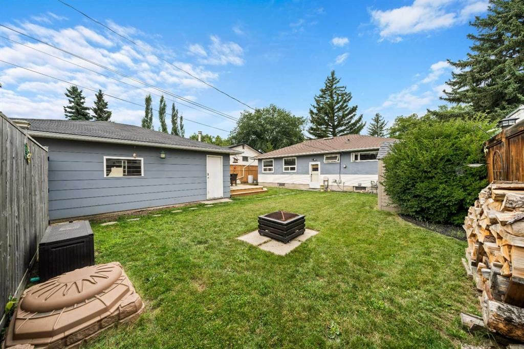 46 Westwood Drive Sw, Calgary, AB
