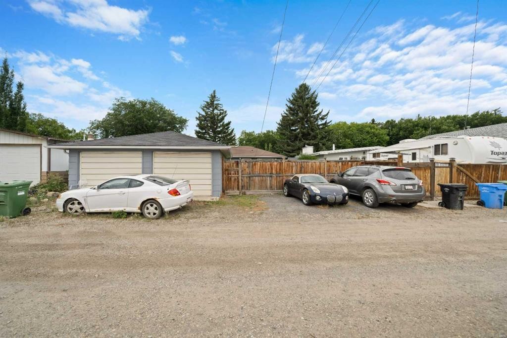 46 Westwood Drive Sw, Calgary, AB