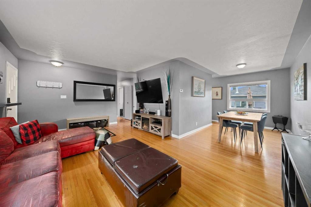 46 Westwood Drive Sw, Calgary, AB