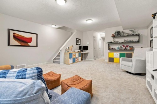 2952 Peacekeepers Way Sw, Calgary, AB 