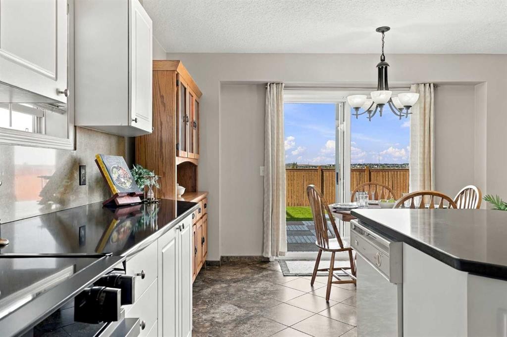 90 Hidden Ranch Terrace Nw, Calgary, AB