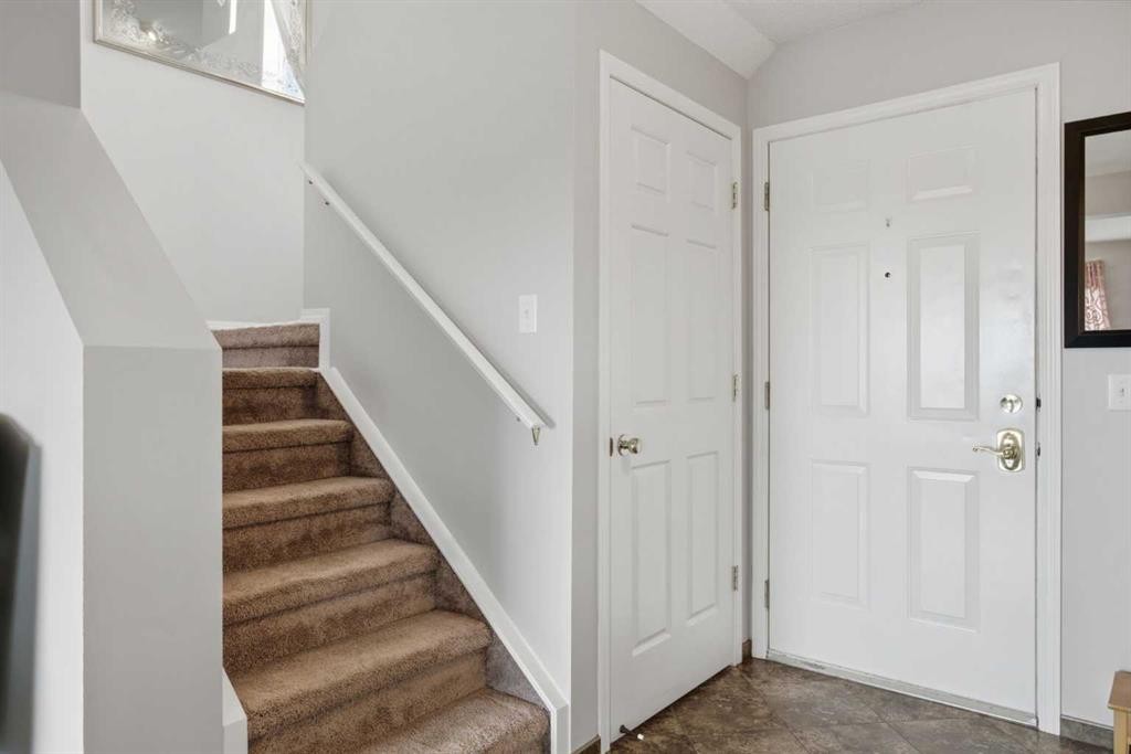 90 Hidden Ranch Terrace Nw, Calgary, AB