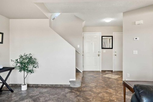 90 Hidden Ranch Terrace Nw, Calgary, AB 