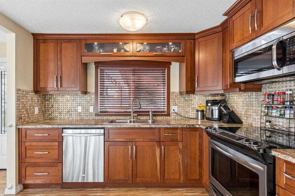 103 Dovercrest Way Se, Calgary, AB