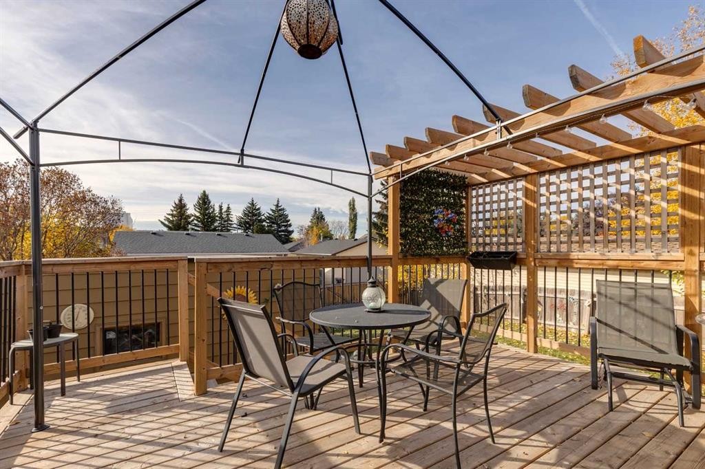 103 Dovercrest Way Se, Calgary, AB