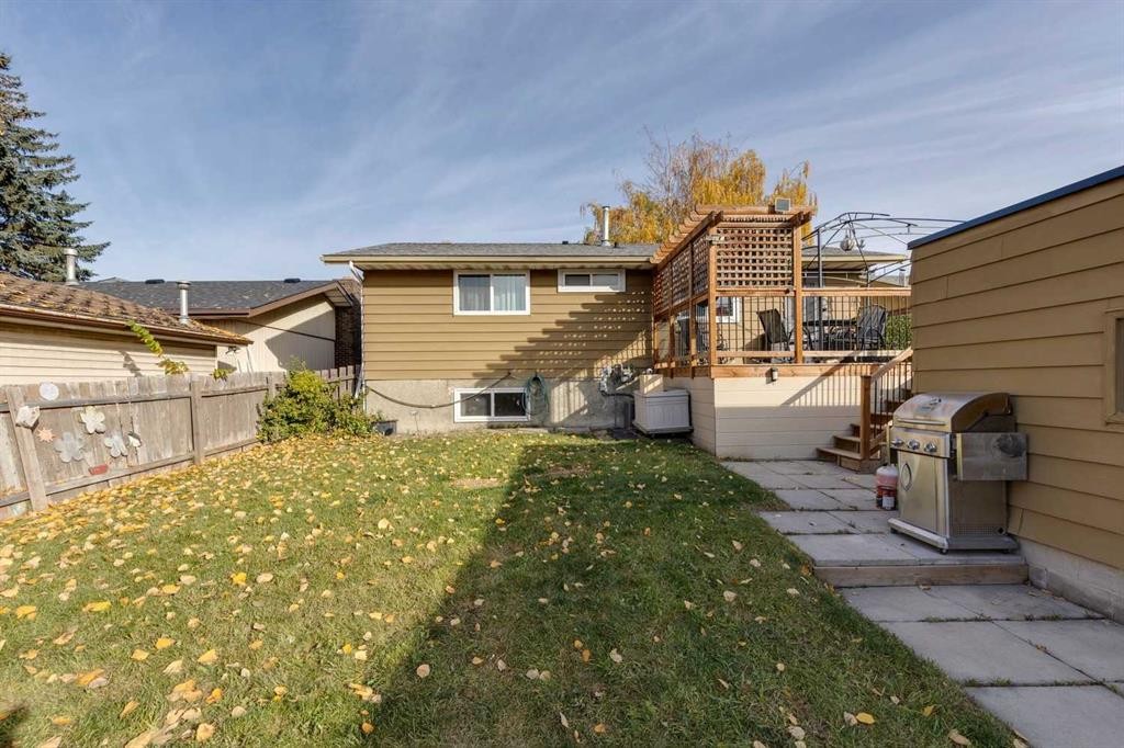 103 Dovercrest Way Se, Calgary, AB