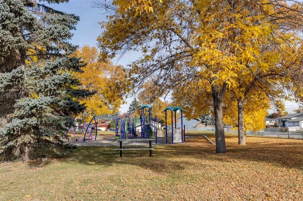 103 Dovercrest Way Se, Calgary, AB