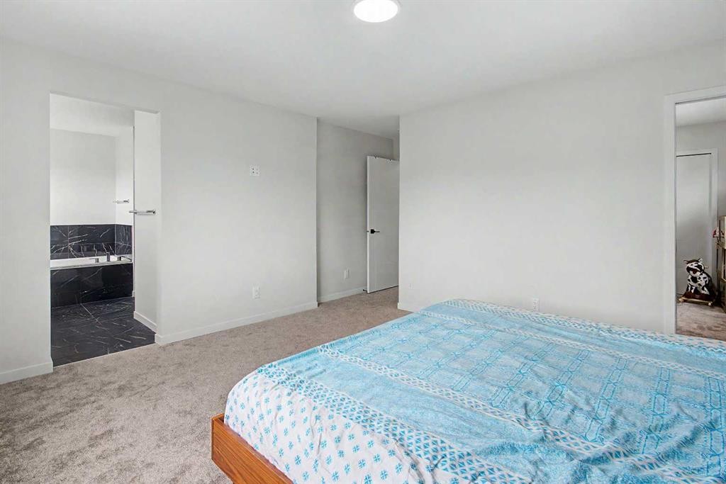 80 Lucas Passage Nw, Calgary, AB