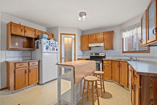 92 Del Ray Close Ne, Calgary, AB 