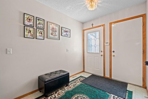 92 Del Ray Close Ne, Calgary, AB 