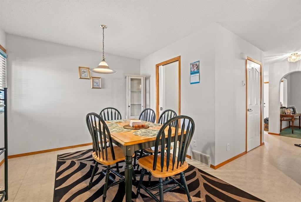 92 Del Ray Close Ne, Calgary, AB