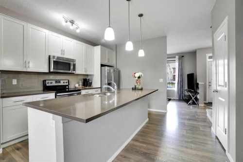 9039 52 Street Ne, Calgary, AB 