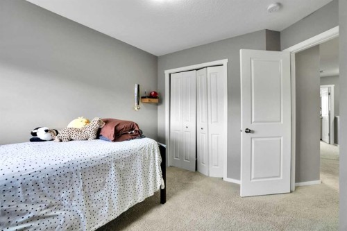 9039 52 Street Ne, Calgary, AB 