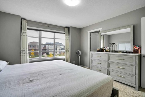 9039 52 Street Ne, Calgary, AB 