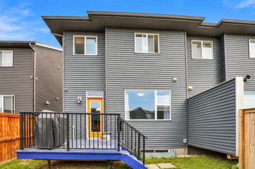 9039 52 Street Ne, Calgary, AB 