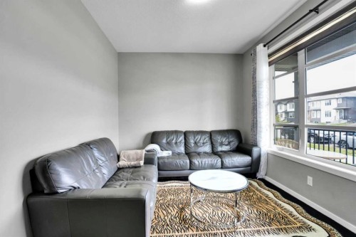 9039 52 Street Ne, Calgary, AB 