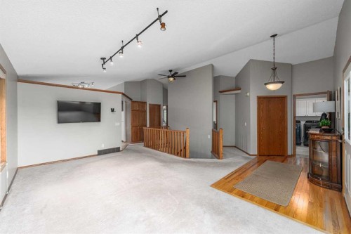 236 Edgebrook Gardens Nw, Calgary, AB 