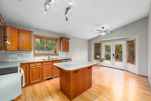 236 Edgebrook Gardens Nw, Calgary, AB 