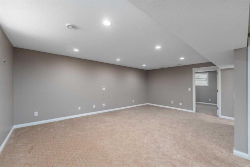 236 Edgebrook Gardens Nw, Calgary, AB 