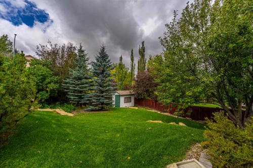 236 Edgebrook Gardens Nw, Calgary, AB 