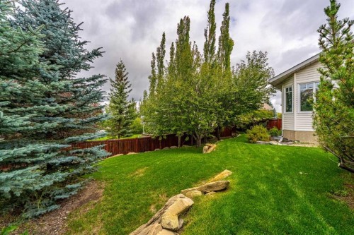 236 Edgebrook Gardens Nw, Calgary, AB 