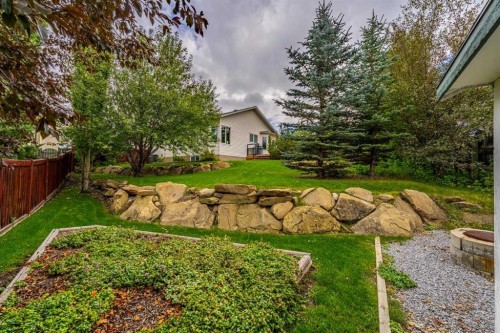 236 Edgebrook Gardens Nw, Calgary, AB 