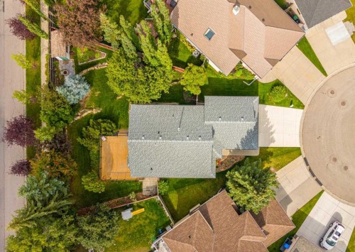 236 Edgebrook Gardens Nw, Calgary, AB 