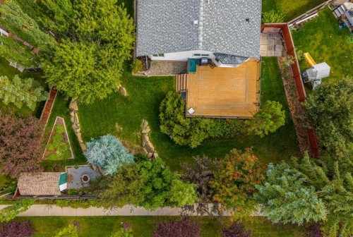 236 Edgebrook Gardens Nw, Calgary, AB 