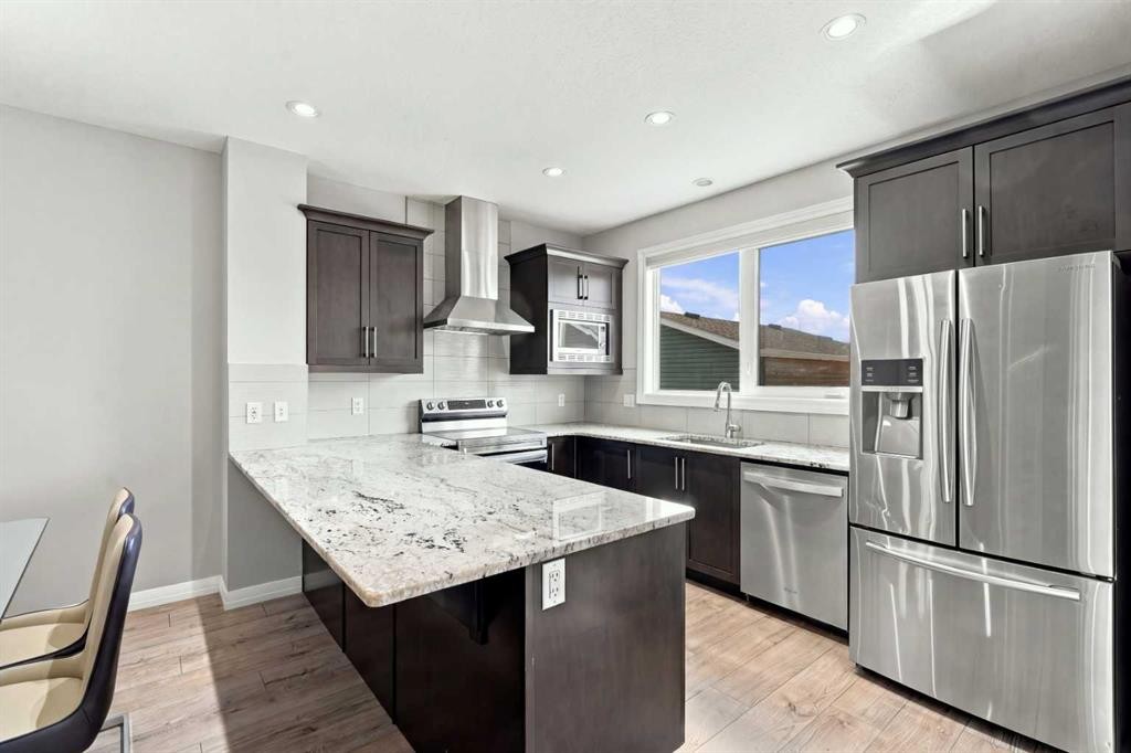 88 Red Embers Crescent Ne, Calgary, AB