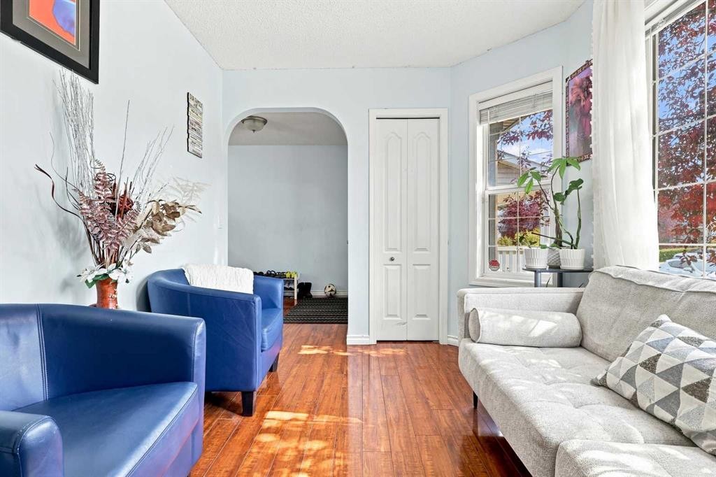 92 Arbour Meadows Close Nw, Calgary, AB