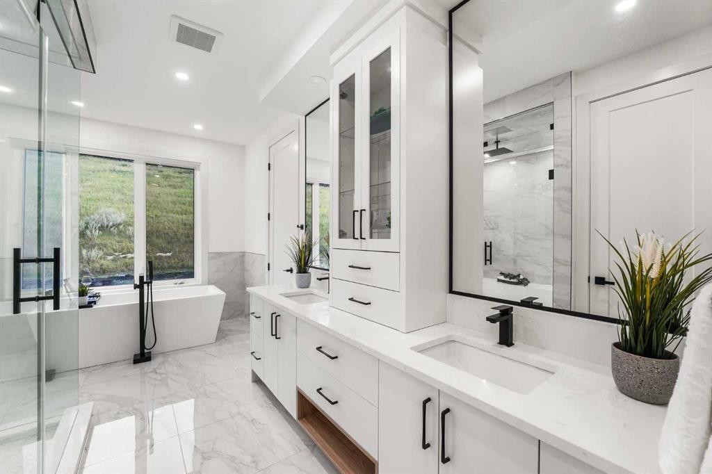407 Patterson Boulevard Sw, Calgary, AB