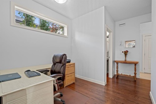 28 Evansview Manor Nw, Calgary, AB 