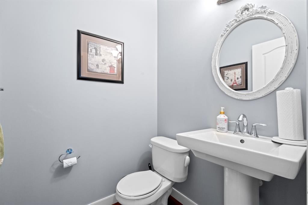 28 Evansview Manor Nw, Calgary, AB